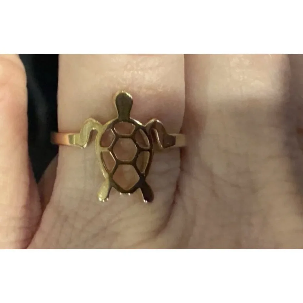 Acero Turtle Womens Ring Goldtone Stainless Steel 316L Fashion 17 US 7 NEW